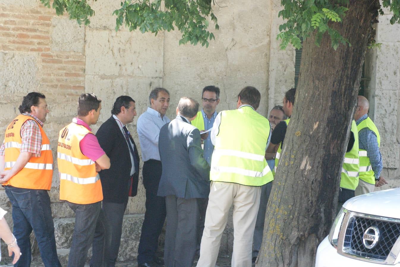 Se derrumba por completo el muro de contención del puente de Cabezón de Pisuerga (1/2)