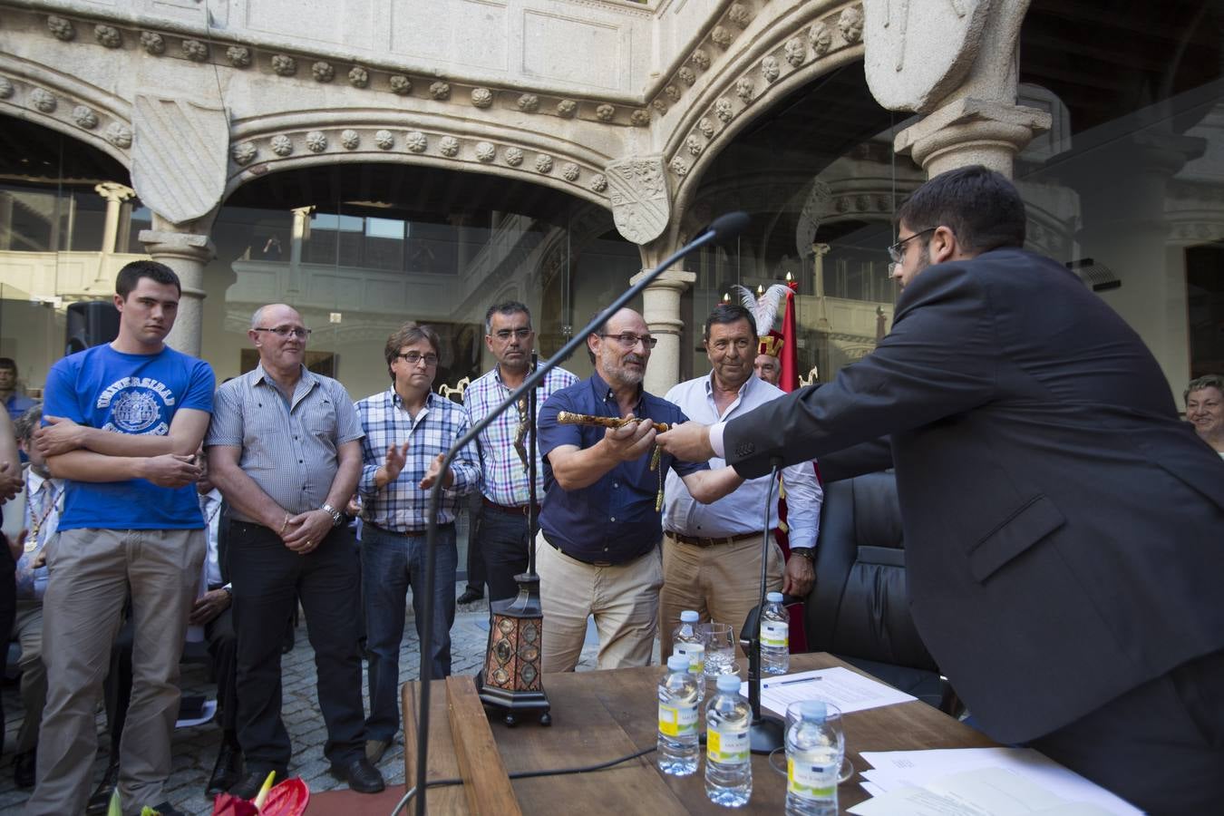El candidato no oficial del PP de Ávila, Jesús Manuel Sánchez Cabrera, toma posesión como presidente de la Diputación de Ávila