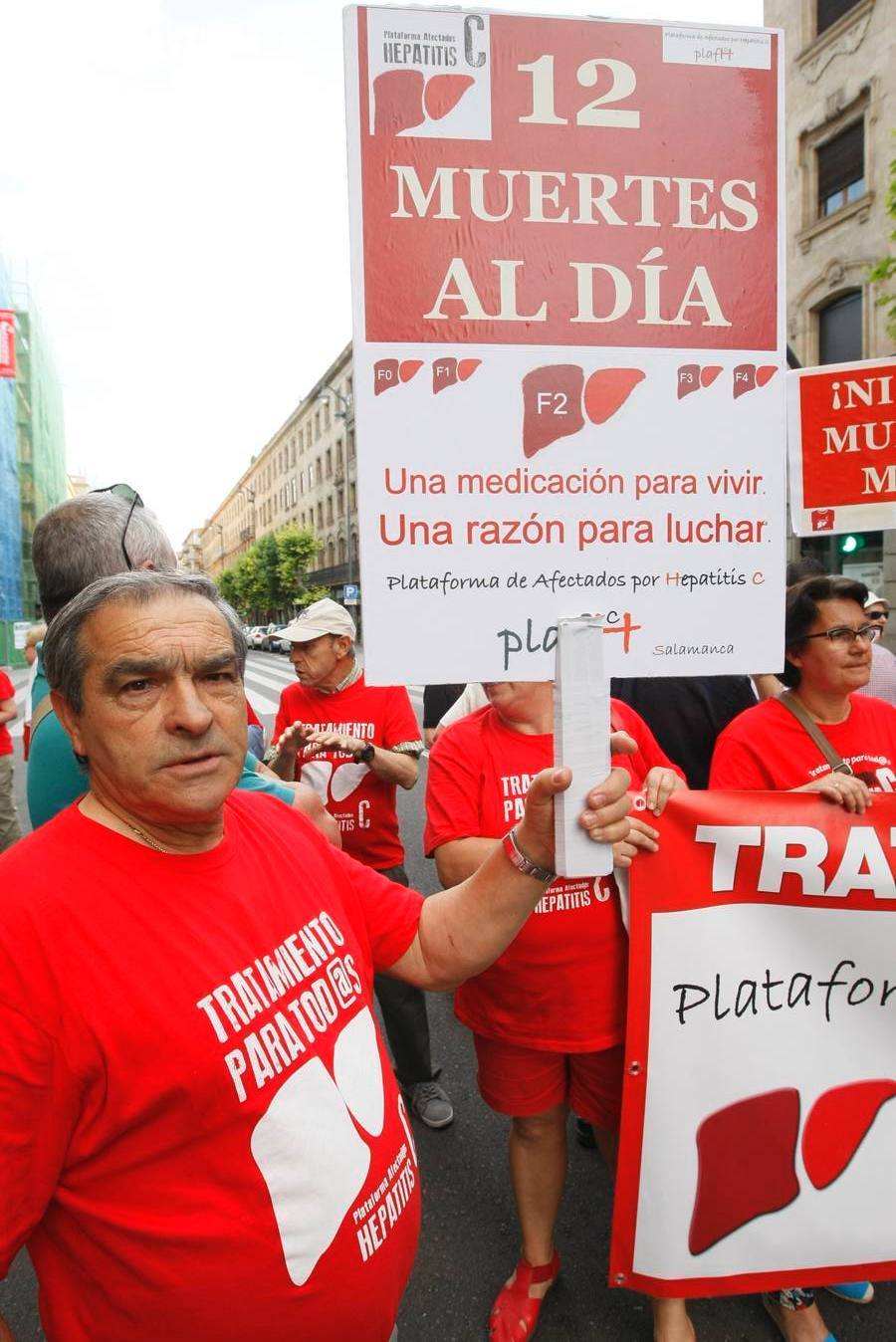 Afectados por la hepatitis C se manifiestan en Salamanca