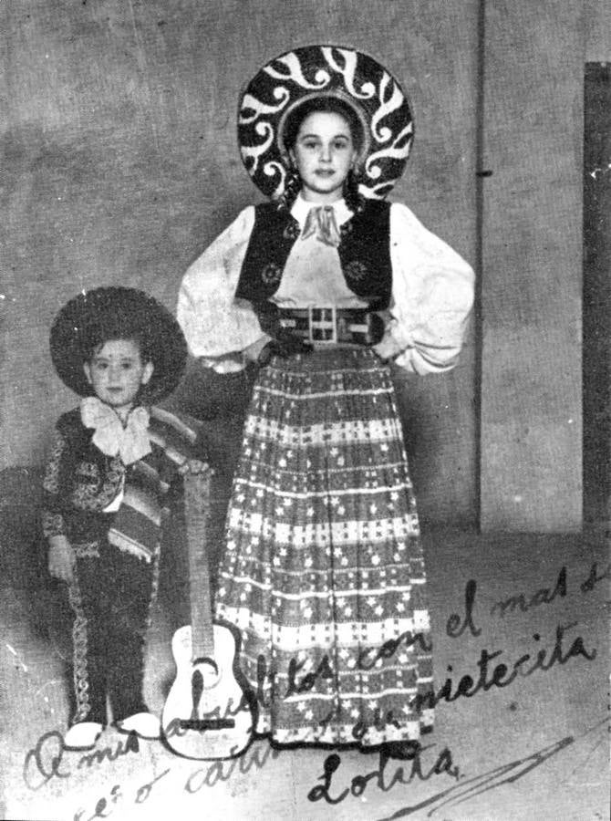 La actriz Lola Herrera en una foto que dedicó a sus abuelos.