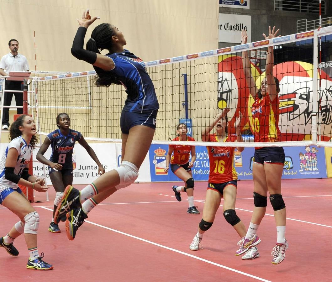 Torneo WEVZA, celebrado en el polideportivo Pisuerga