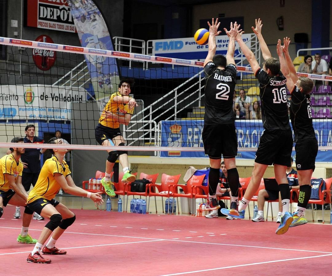 Torneo WEVZA, celebrado en el polideportivo Pisuerga