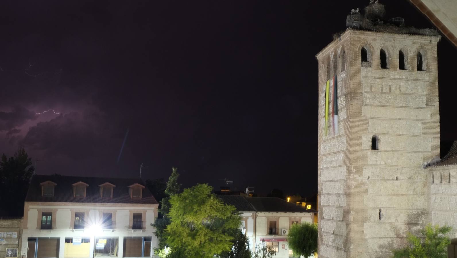 Tormenta eléctrica en Mojados (Valladolid)