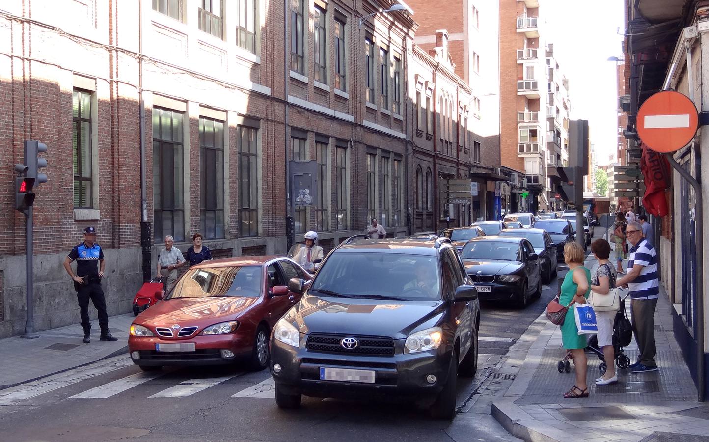 Obras en la plaza de España para modificar los pasos de peatones