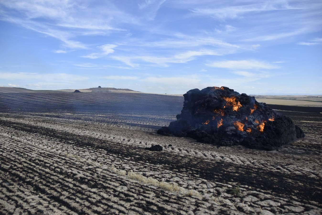 Incendio en la localidad vallisoletana de Puras, cerca de Segovia