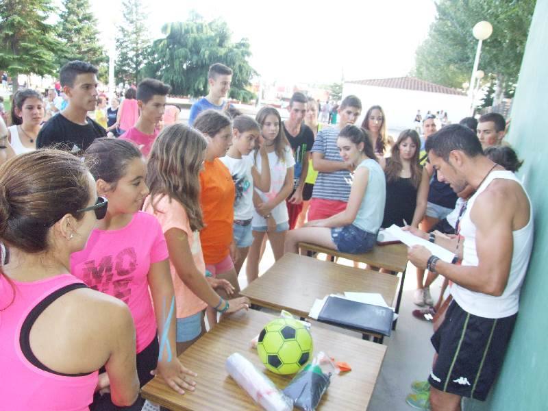 Juegos en las fiestas de Palaciosrubios (Salamanca) 2/2