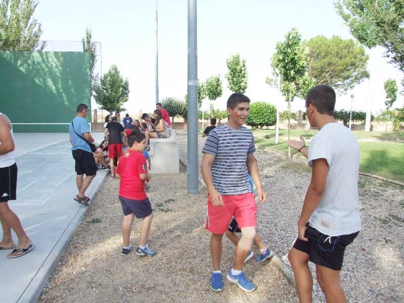 Juegos en las fiestas de Palaciosrubios (Salamanca) 2/2