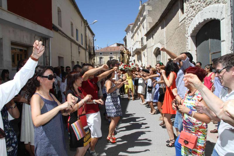 Procesión en honor a Santo Domingo de Guzmán en Campaspero