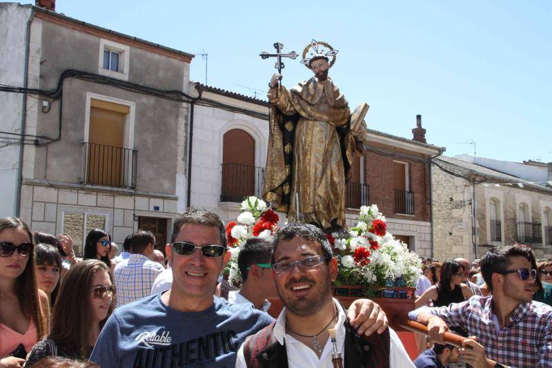 Procesión en honor a Santo Domingo de Guzmán en Campaspero