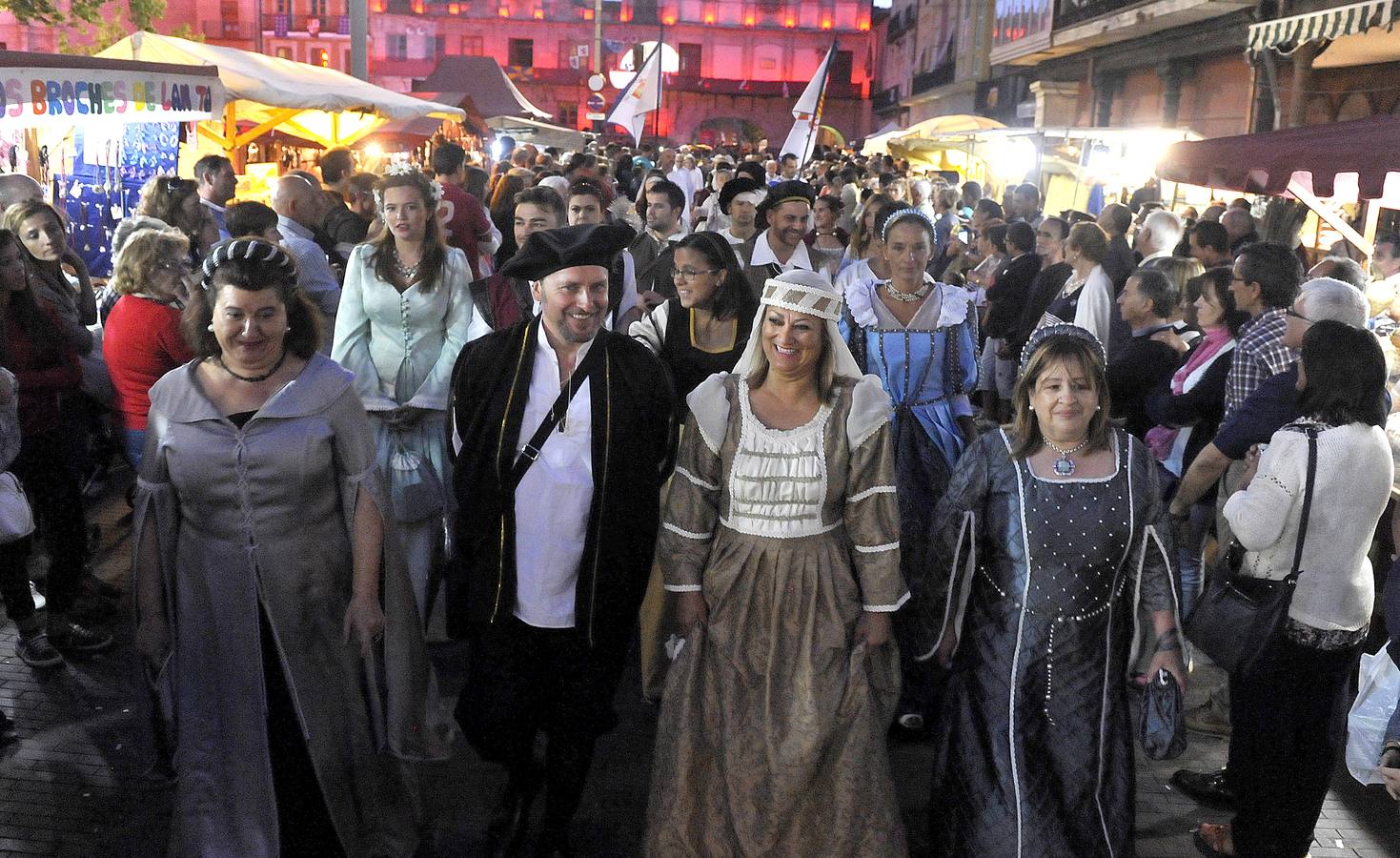 Fernando Cayo inaugura la Feria Renacentista de Medina del Campo