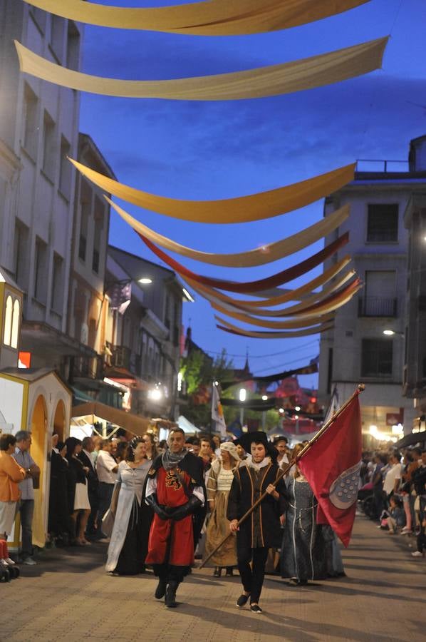 Fernando Cayo inaugura la Feria Renacentista de Medina del Campo