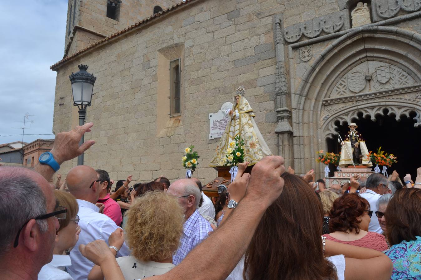Procesión en Macotera (Salamanca)