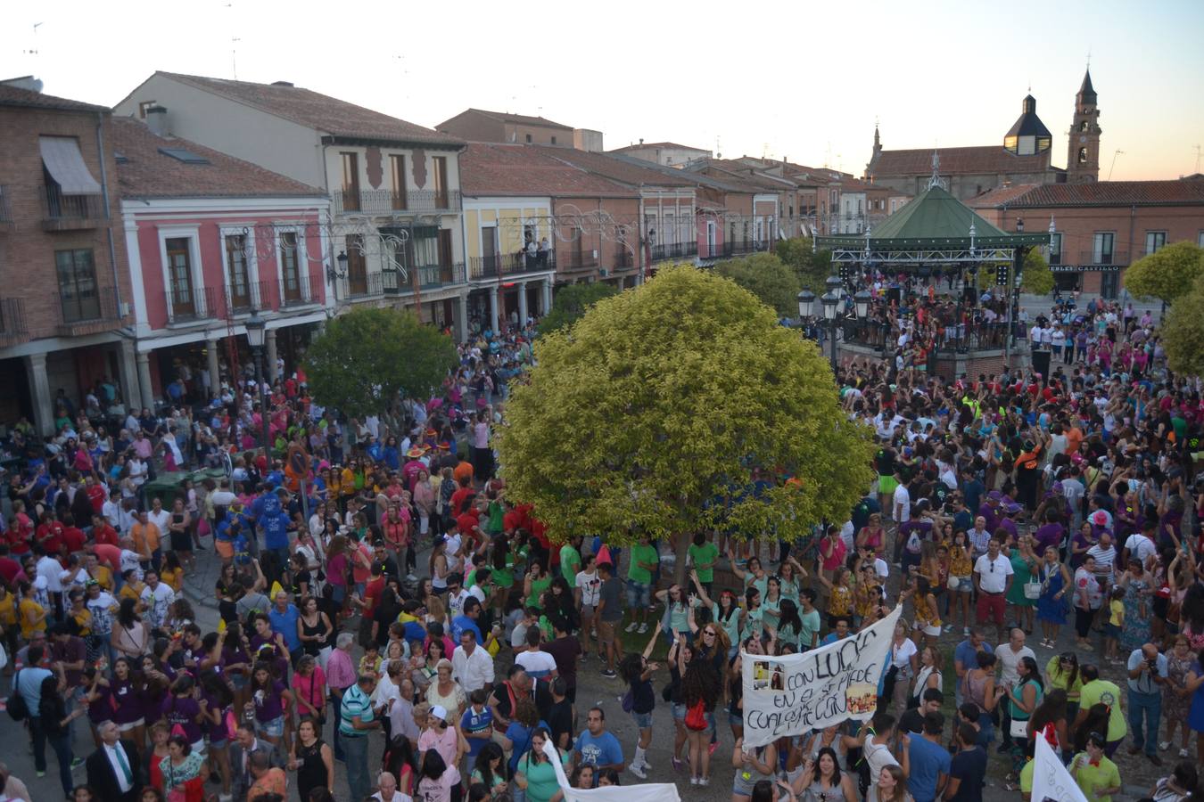 Pregón y proclamación de las reinas en las Fiestas de Peñaranda (Salamanca)