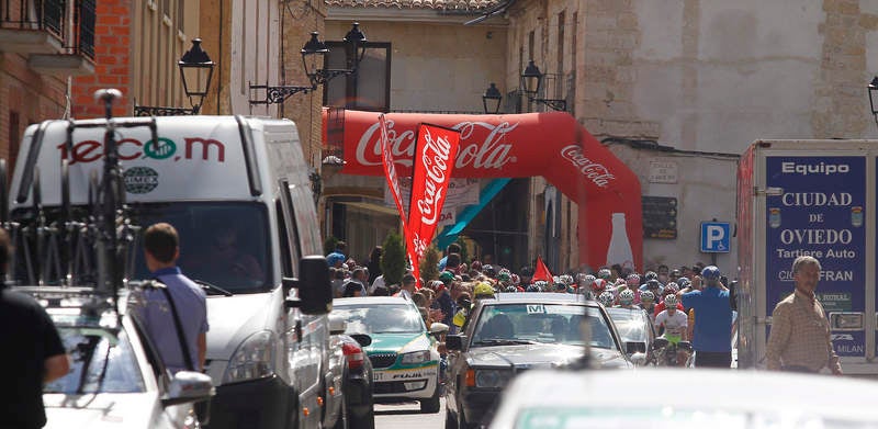 Víctor Etxeberria gana la 50ª edición de la Vuelta Ciclista a Palencia