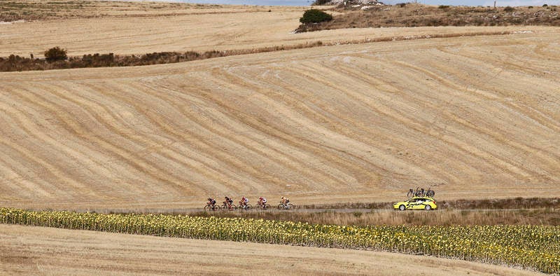 Víctor Etxeberria gana la 50ª edición de la Vuelta Ciclista a Palencia