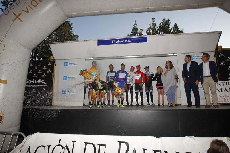 Entrega de premios de la 50ª edición de la Vuelta Ciclista a Palencia