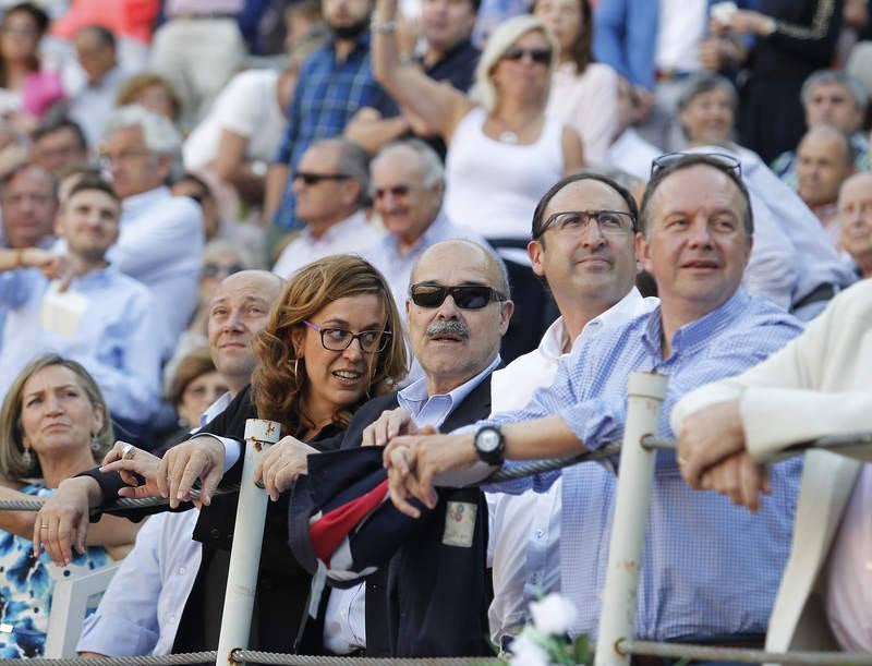 Padilla, El Fandi y Juan del Álamo en la segunda corrida de la feria de Palencia (2/2)