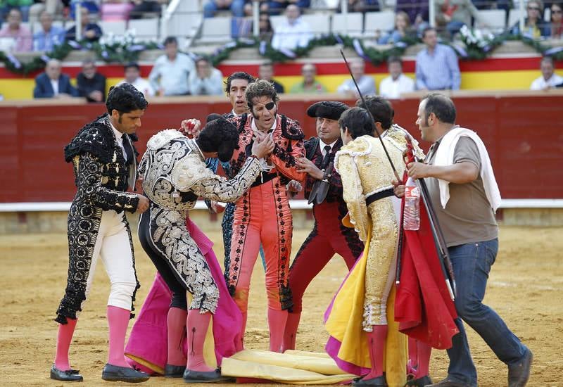 Padilla, El Fandi y Juan del Álamo en la segunda corrida de la feria de Palencia (2/2)