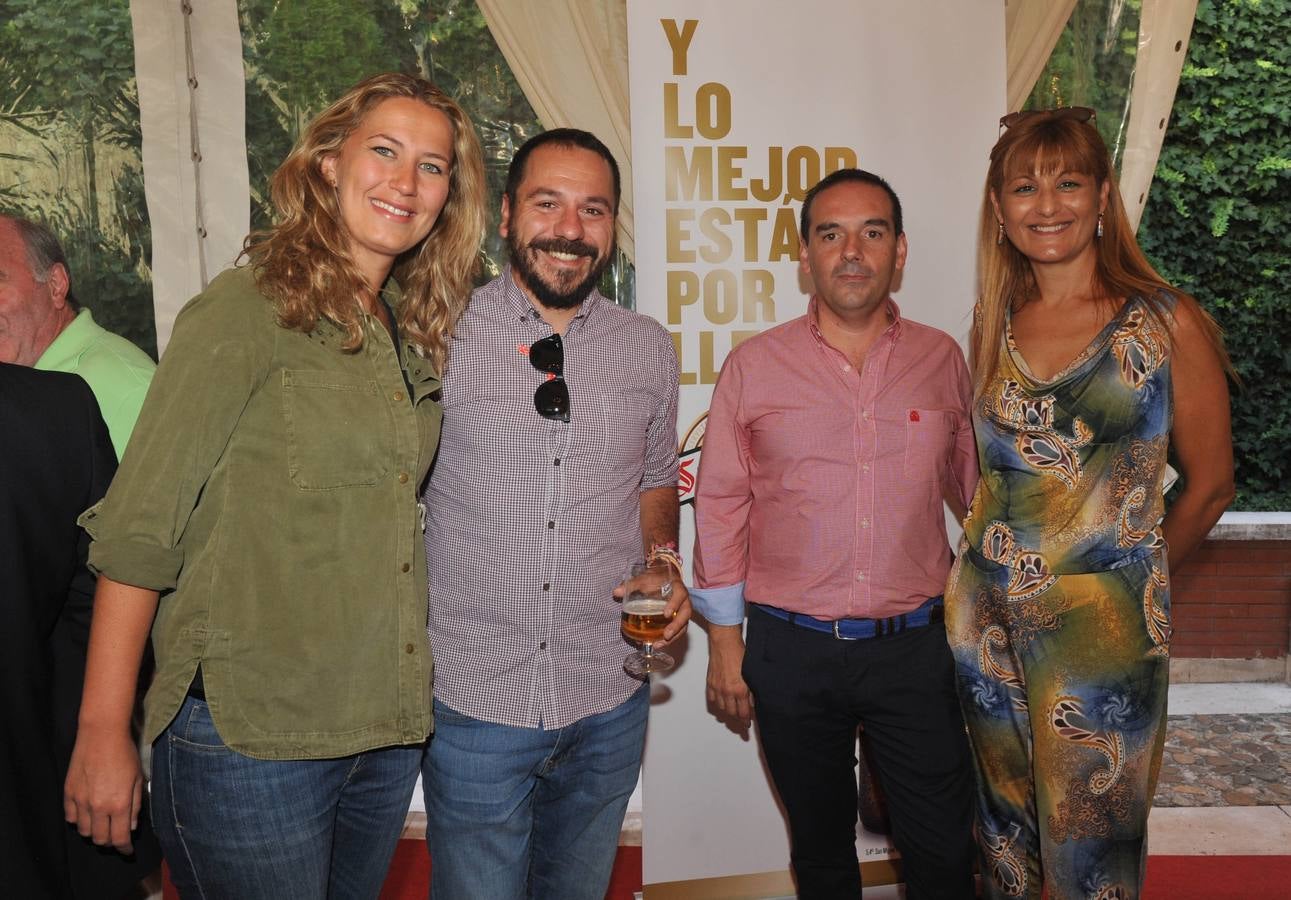 Beatriz Rodríguez (Nespresso) y Gerardo Pascual (Microbio Comunicación), José María Díaz, jefe de Información de El Norte en Palencia y la profesora de la UVA, Maribel Campos.