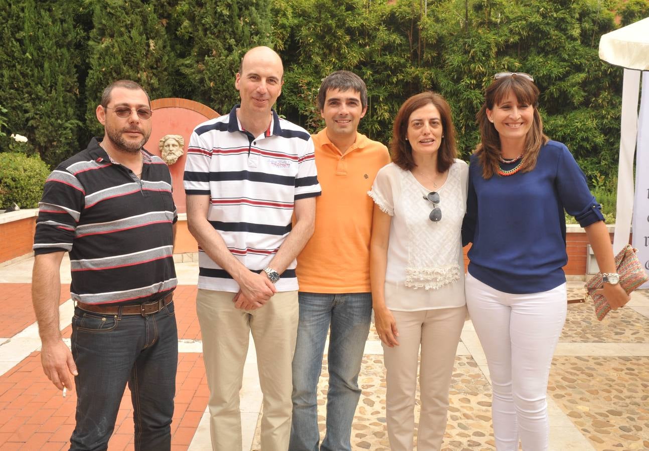 Compañeros del departamento técnico y web de El Norte. Isaac Lleras, José Antonio Alonso, José Luis Carrera, Laura Martín y María Ángeles Miguel.