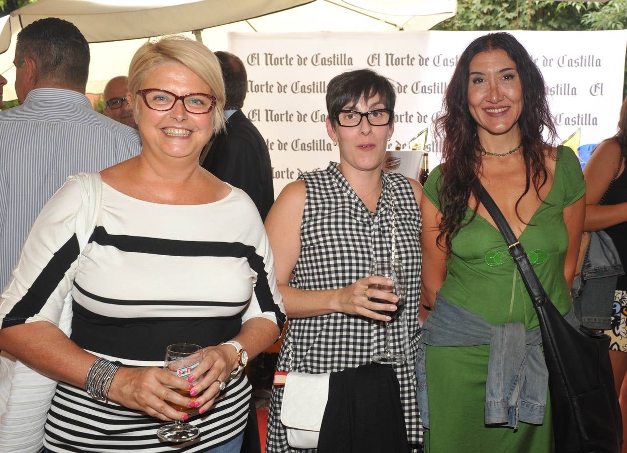 Amelia Aguado, directora de Extensión de la UVA; Oliva Cachafeiro, coordinadora del Museo Africano de la Universidad, y Franca Velasco, jefa de prensa del Ayuntamiento de Valladolid.