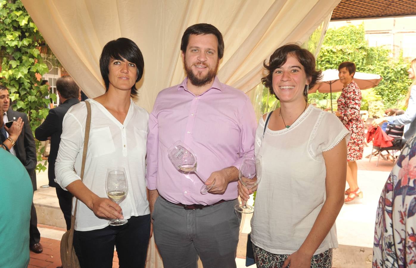 De la Bodega PradoRey nos visitaron Almudena García, Jorge Rodríguez de Rivera e Itziar Menéndez.