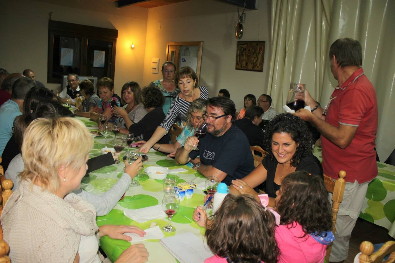 Cata de vinos de la tierra de Cevico Navero (Palencia)