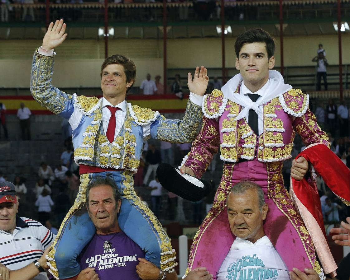 El Juli y José Garrido comparten salida en hombros en la segunda corrida de la feria de la Virgen de San Lorenzo de Valladolid