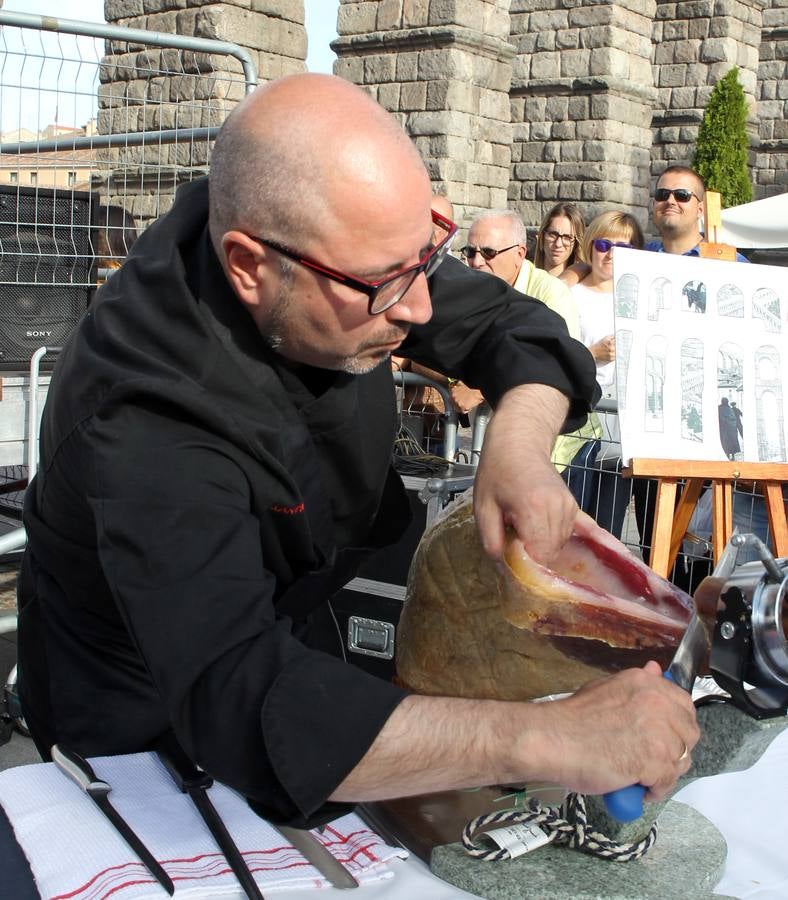 Tercera edición de la Feria del Jamón en Segovia