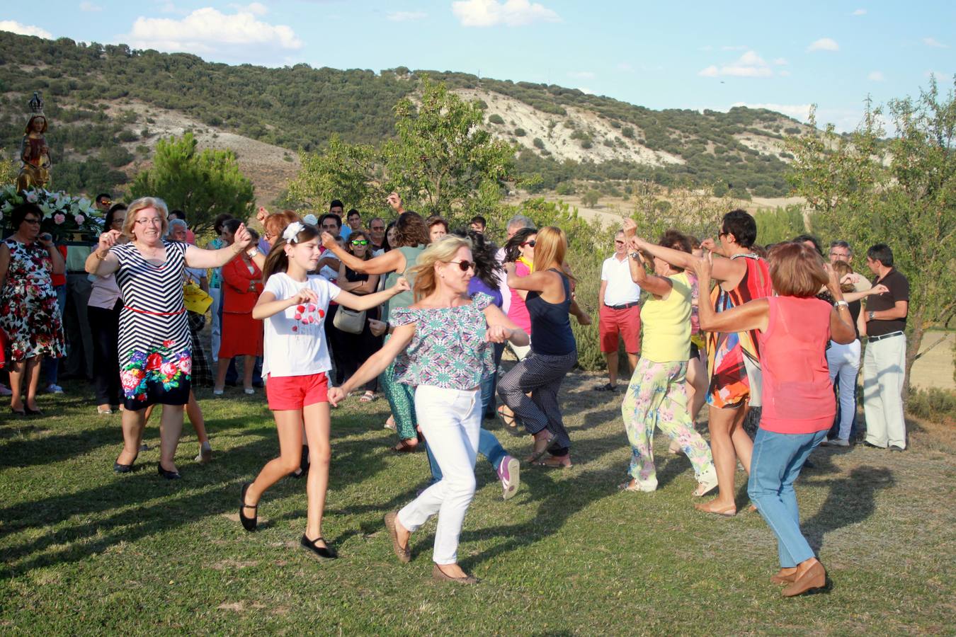 Valdecañas de Cerrato (Palencia) se rinde a la Virgen del Campo