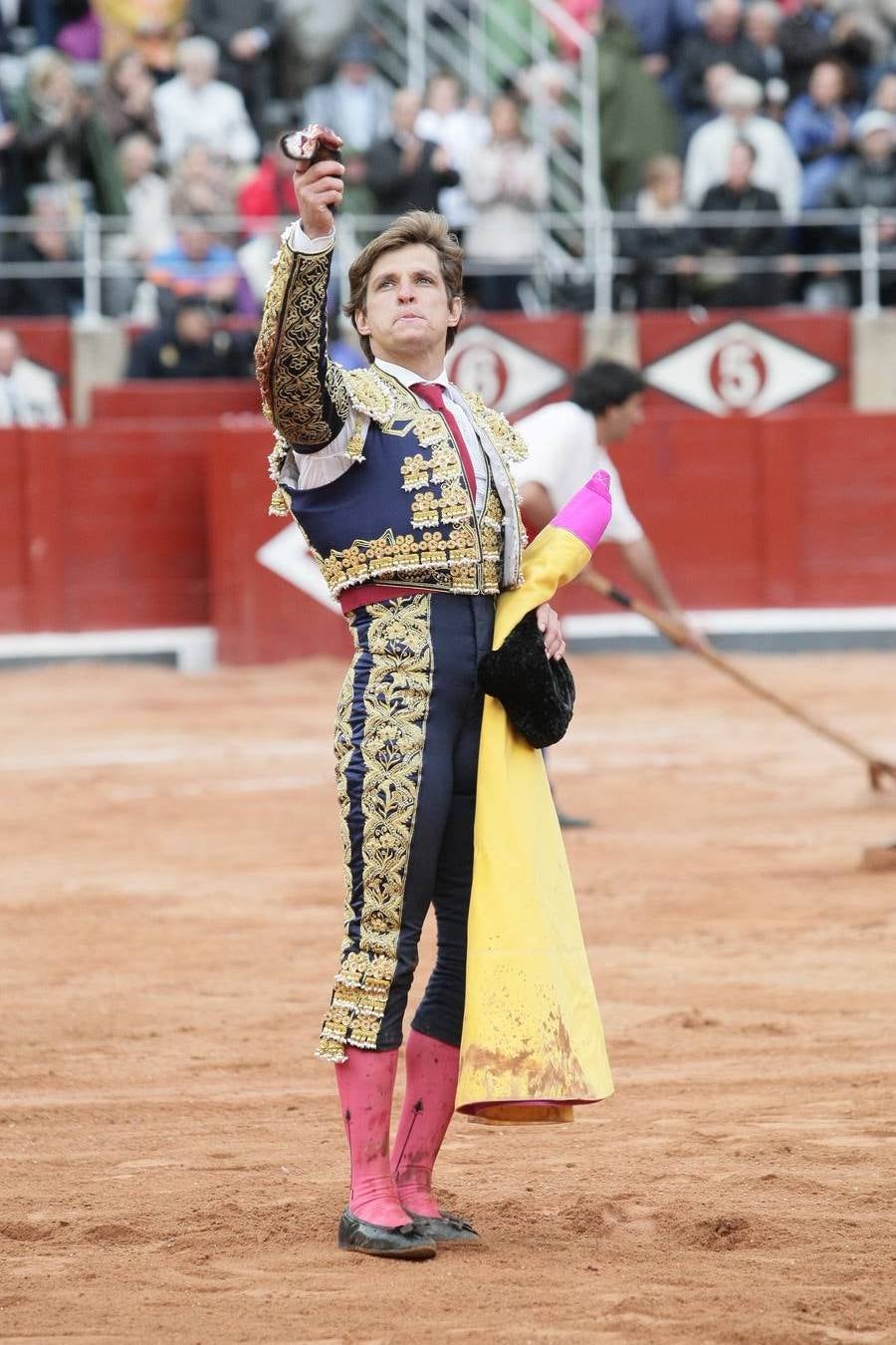 Corrida de toros en Salamanca con El Juli, Castella y Perera (1/3)