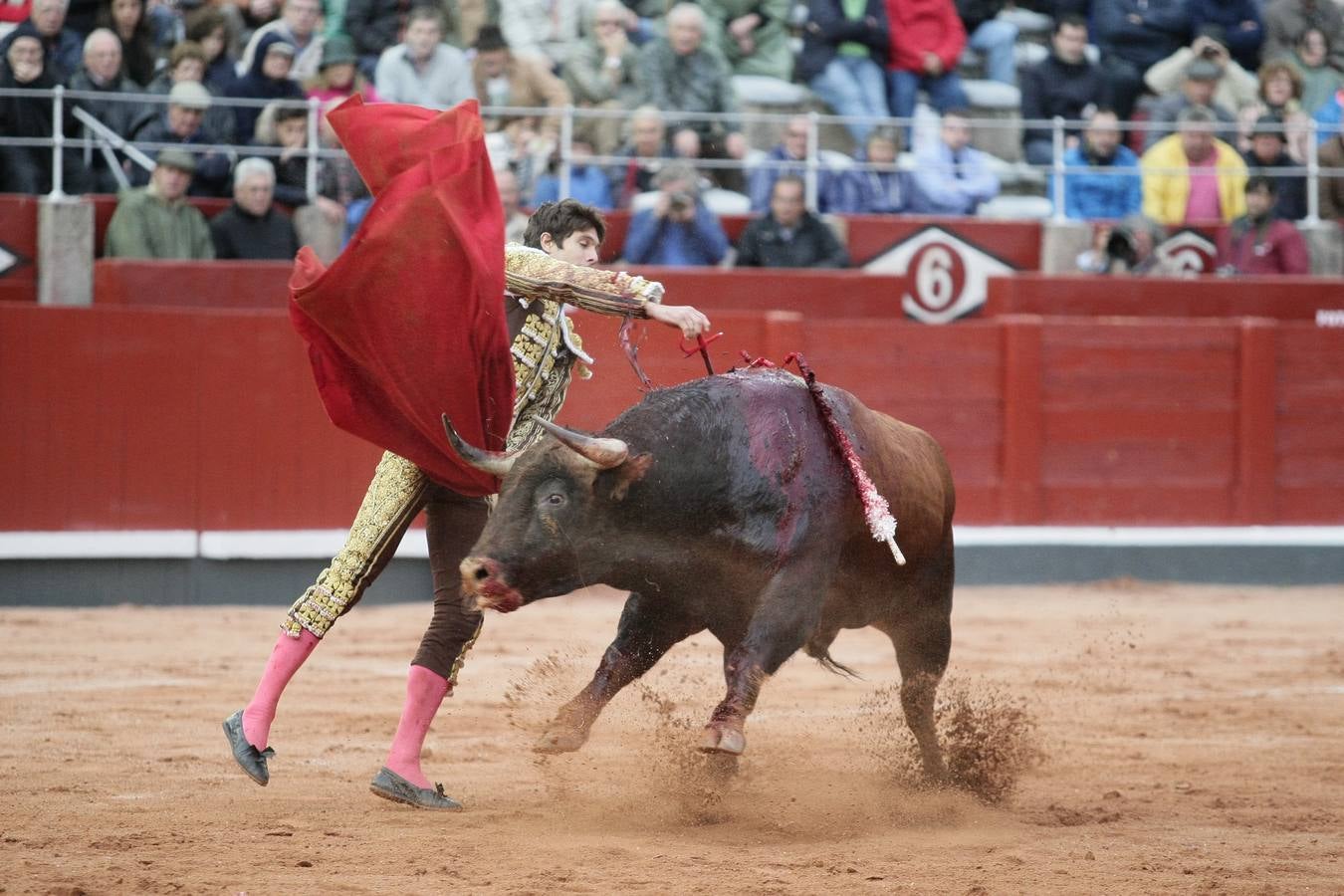 Corrida de toros en Salamanca con El Juli, Castella y Perera (1/3)