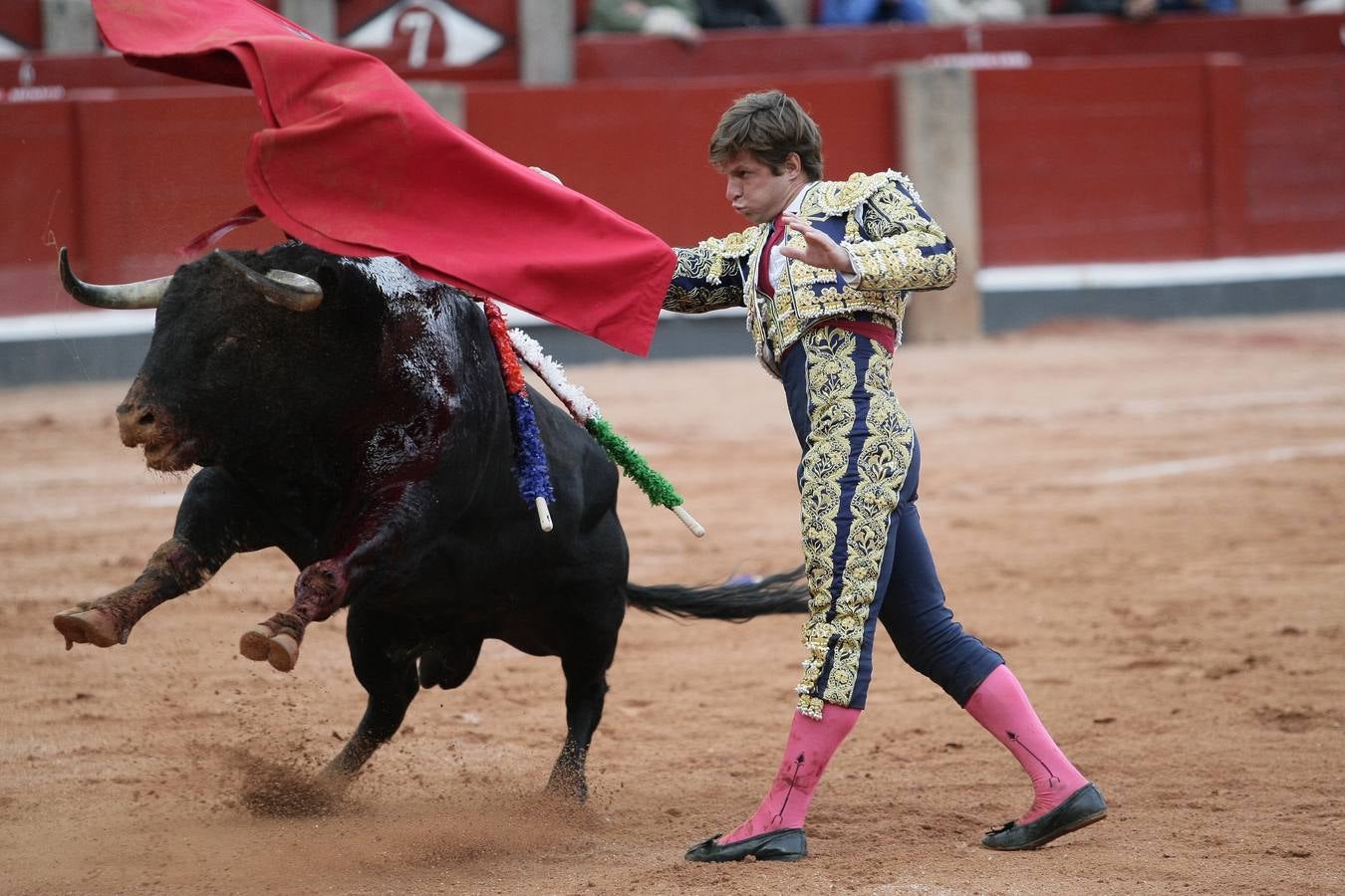 Corrida de toros en Salamanca con El Juli, Castella y Perera (2/3)