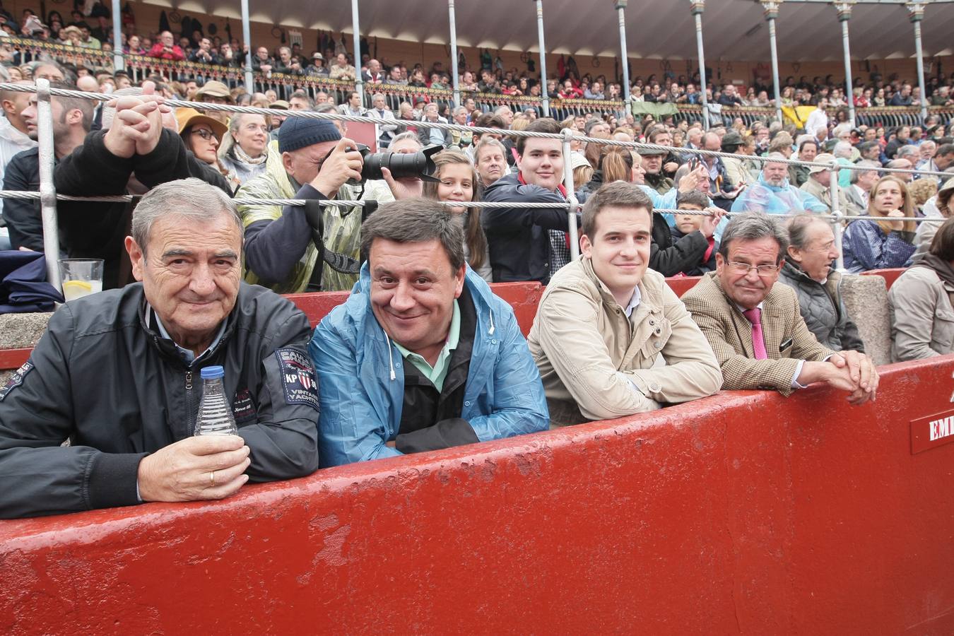 Público asistente a la corrida de toros de El Juli, Castella y Perera de Salamanca