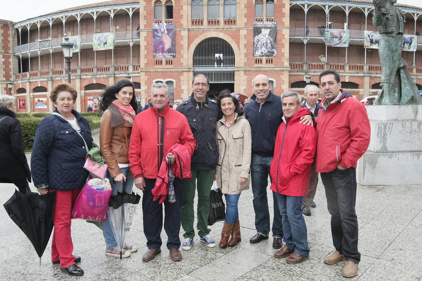 Público asistente a la corrida de toros de El Juli, Castella y Perera de Salamanca