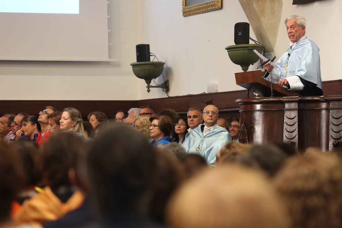Mario Vargas Llosa es investido doctor Honoris Causa por la Universidad de Salamanca