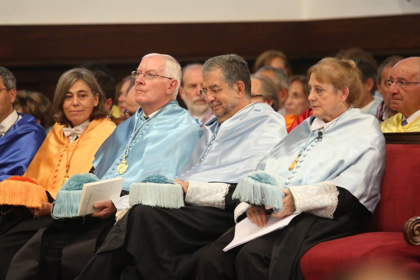 Mario Vargas Llosa es investido doctor Honoris Causa por la Universidad de Salamanca