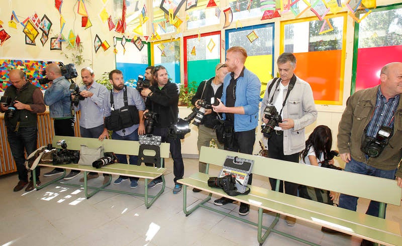 La reina Letizia inaugura el curso escolar en el colegio público Marqués de Santillana de Palencia (1/2)
