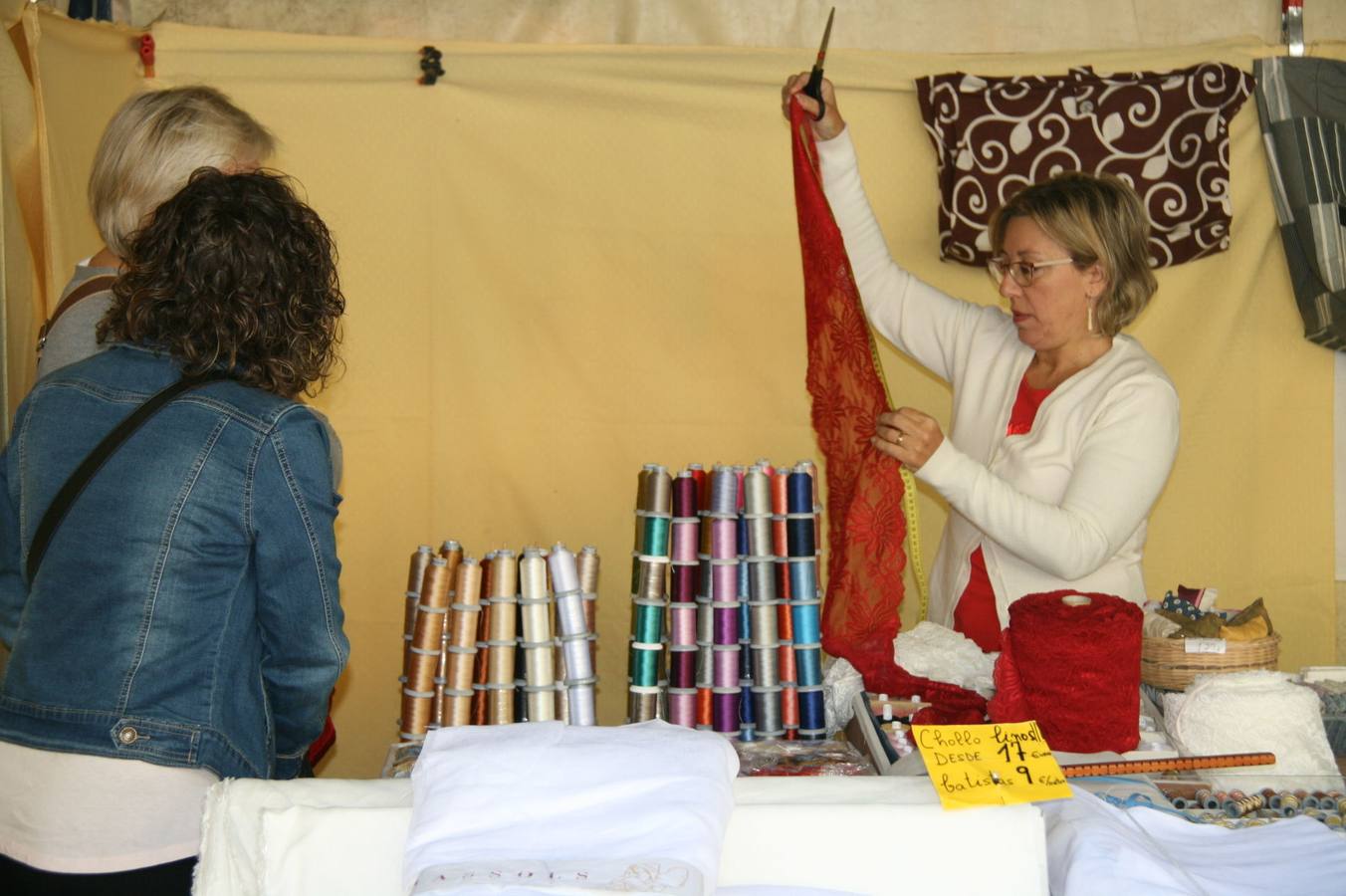 I Feria Entre Costuras y Tradición de Cuéllar (Segovia)