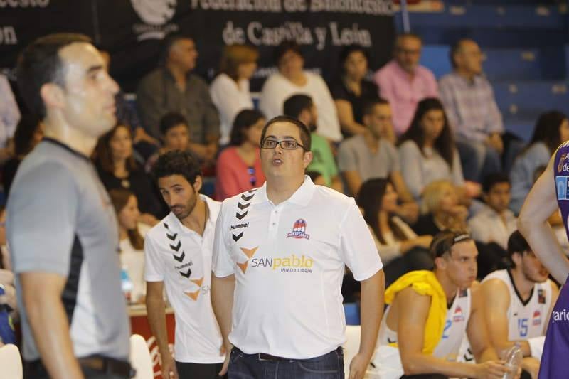 Primer título de la era Fisac