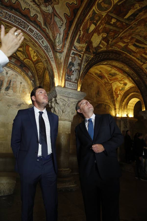 El alcalde de Valladolid, Óscar Puente, visita León (1/2)