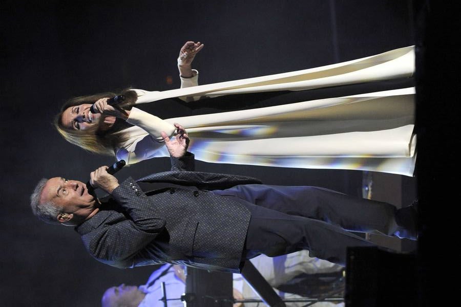 Víctor Manuel y Ana Belén llenan el Pisuerga con sus voces