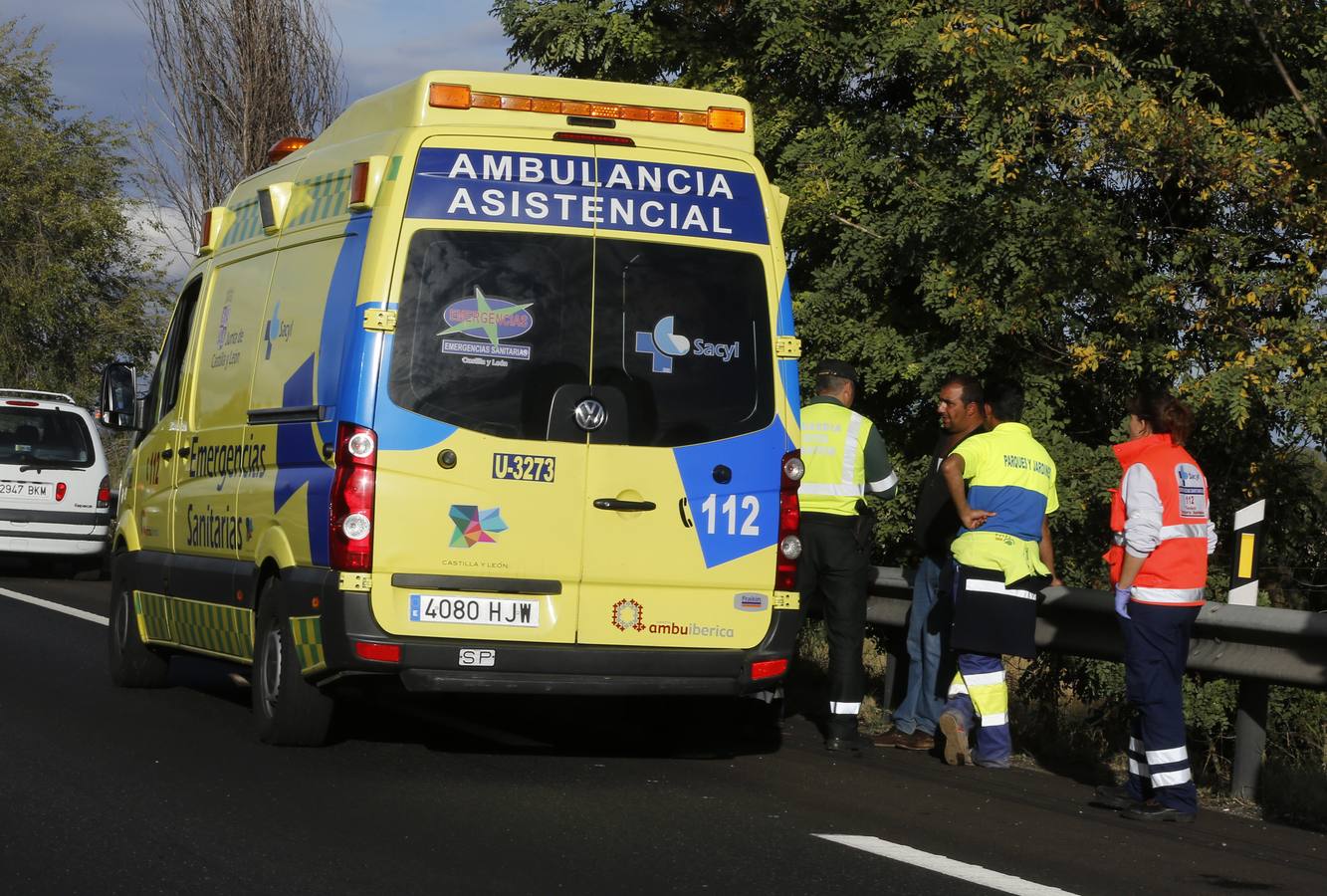 Un accidente provoca retenciones de tráfico en la A-62 en el retorno del puente del Pilar