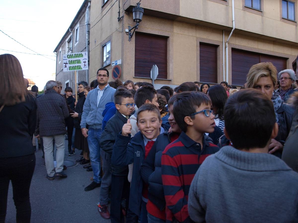 Una procesión pone punto y final a los actos del V Centenario en Alba de Tormes (1/2)