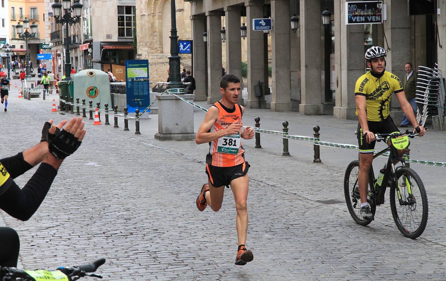 Carrera Popular y Marcha Solidaria de Caja Rural en Segovia
