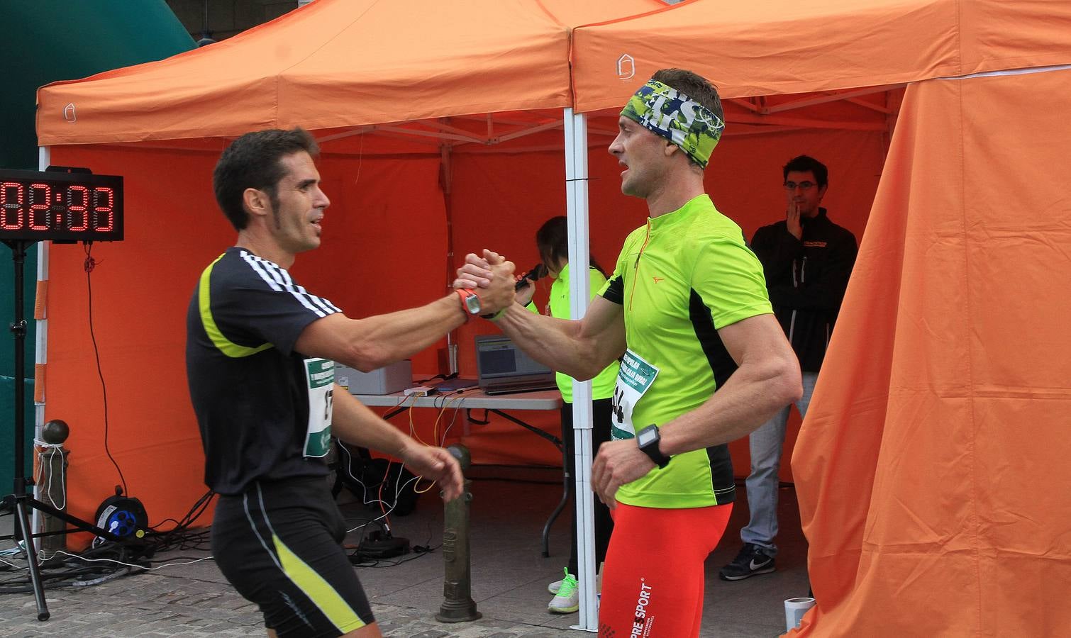 Carrera Popular y Marcha Solidaria de Caja Rural en Segovia
