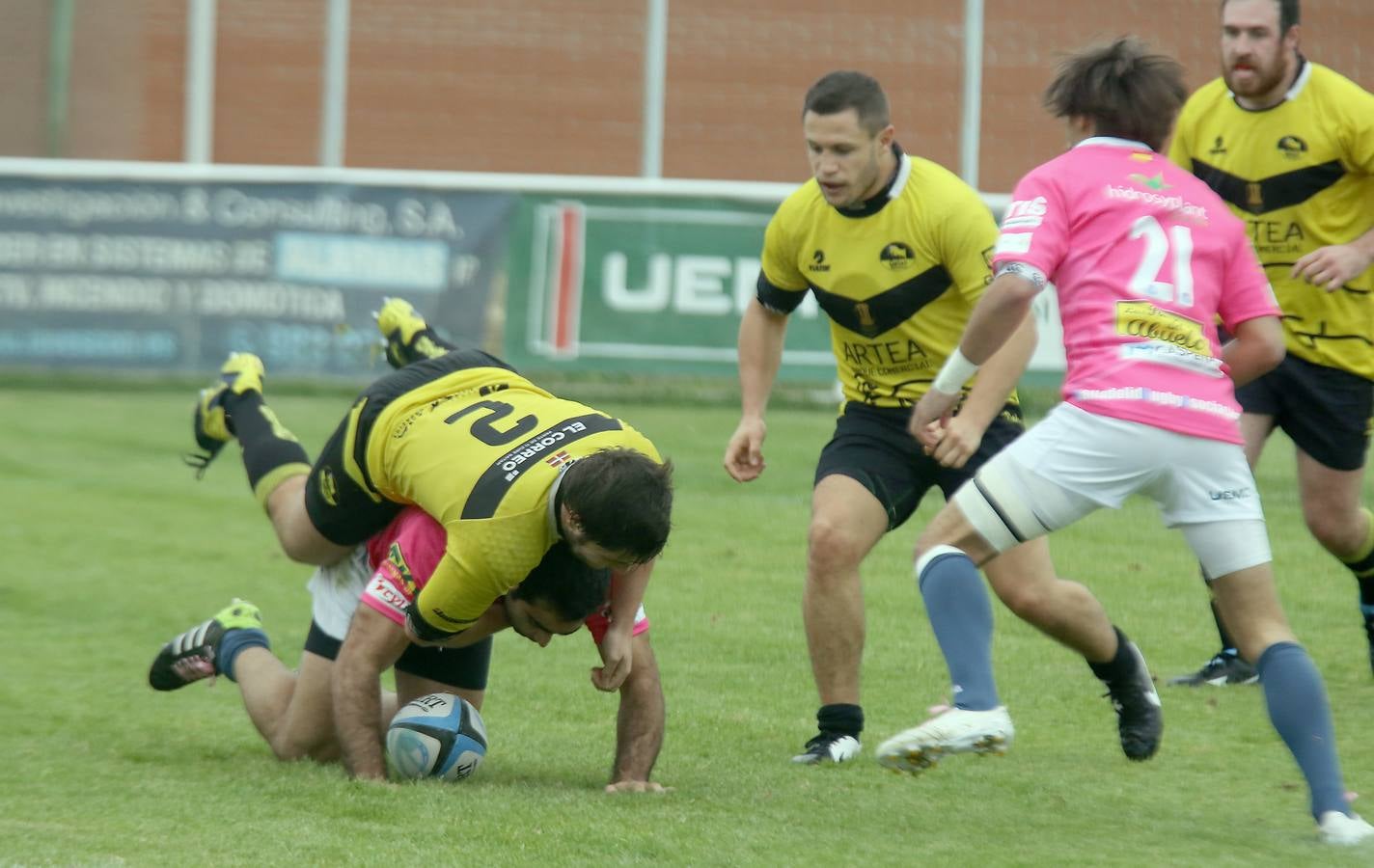 VRAC Quesos Entrepinares 28-14 Getxo