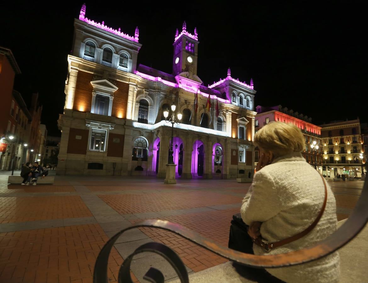 Valladolid se tiñe de rosa