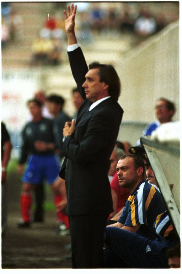 31.05.99 Miguel Ángel Portugal, entrenador del Real Madrid B, durante el partido contra el Polideportivo Almería.