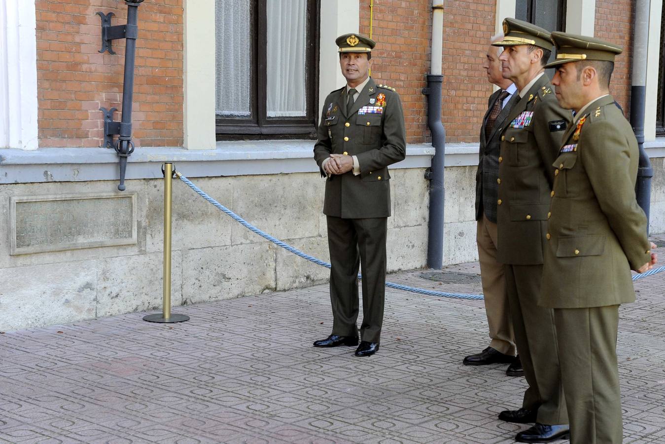 Una exposición recuerda el centenario del incendio de la Academia de Caballería de Valladolid